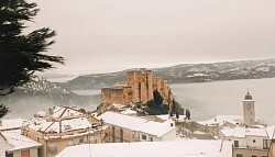 Castillo de Yeste -Iglesia con nieve